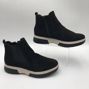 Women’s White Mountain Ankle Boots